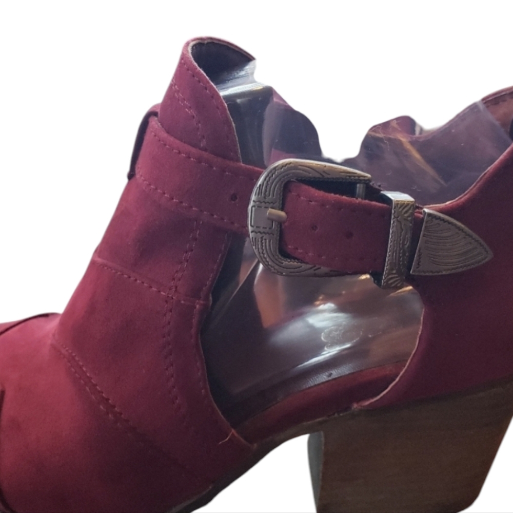 Carlos by Carlos Santana Red Ankle Boots with High Heel and Pointed Toe 7M - Picture 6 of 12